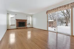 820 Red Coach Ln, Algonquin, IL 60102 - Photo 11