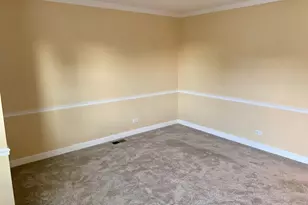 156 Brookside Dr, Glendale Heights, IL 60139 - Photo 9