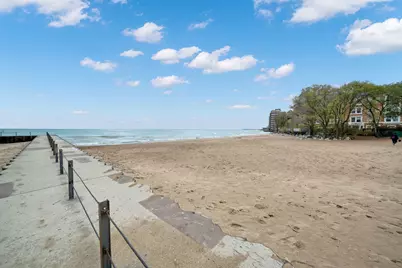 1121 W Columbia Avenue #2F, Chicago, IL 60626 - Photo 5