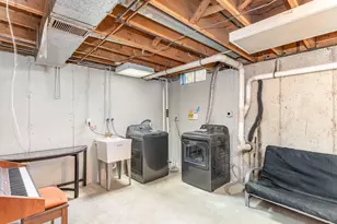 355 Crestwood Ct, Algonquin, IL 60102 - Photo 25