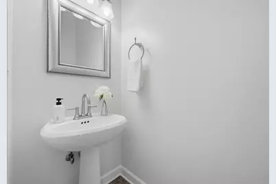 845 N May Street, Chicago, IL 60642 - Photo 13