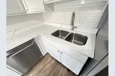 1606 N Poplar Avenue N, Round Lake Beach, IL 60073 - Photo 23