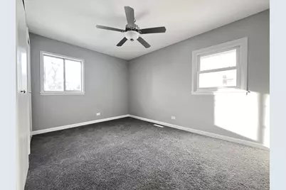 1606 N Poplar Avenue N, Round Lake Beach, IL 60073 - Photo 19