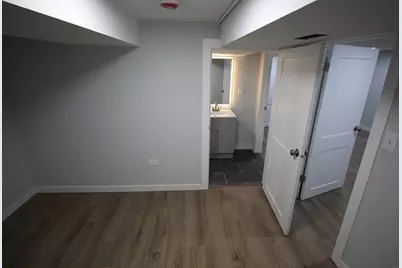 10030 S Luella Avenue, Chicago, IL 60617 - Photo 29