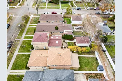 3916 Keeney Street, Skokie, IL 60076 - Photo 3