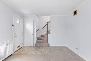 3916 Keeney St, Skokie, IL 60076 - Photo 17