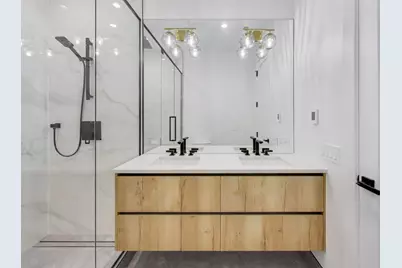 2456 W Cortez Street #2E, Chicago, IL 60622 - Photo 17