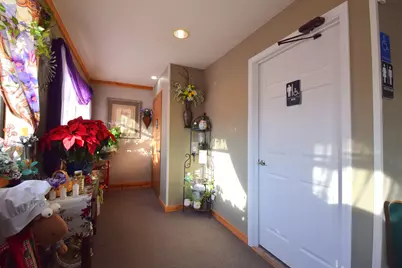 502 W Franklin Avenue, Sesser, IL 62884 - Photo 15