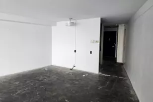 300 N State St, Chicago, IL 60654 - Photo 3