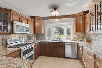 188 Oakwood Drive, Antioch, IL 60002 - Photo 5