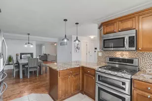 188 Oakwood Dr, Antioch, IL 60002 - Photo 7