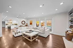 5251 Hilltop Rd, Long Grove, IL 60047 - Photo 9