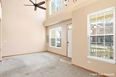 327 S Litchfield Drive #327, Round Lake, IL 60073 - Photo 5