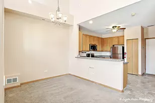 327 S Litchfield Dr, Round Lake, IL 60073 - Photo 7