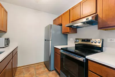 [Address not provided], Lake in the Hills, IL 60156 - Photo 5