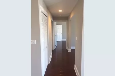 728 Diamond Lake Road #409, Mundelein, IL 60060 - Photo 9