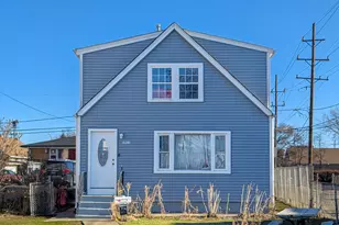 1911 N 19th Ave, Melrose Park, IL 60160 - Photo 1