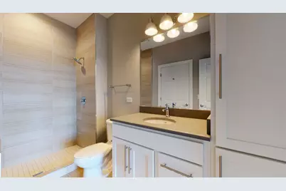 4758 N Laramie Avenue #303, Chicago, IL 60630 - Photo 11