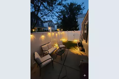 986 Four Seasons Boulevard, Aurora, IL 60504 - Photo 13