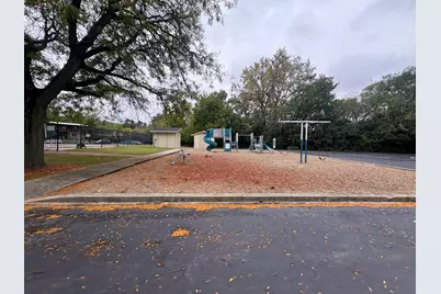 200 Willow Lane #C109, Willow Springs, IL 60480 - Photo 3