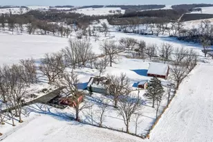 9257 N Veta Grande Rd, Scales Mound, IL 61075 - Photo 3