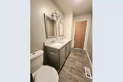 22526 Jeffrey Avenue, Sauk Village, IL 60411 - Photo 13