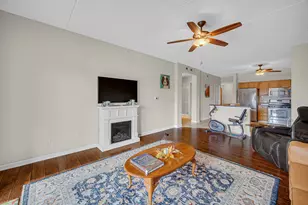 3451 N Carriageway Dr, Arlington Heights, IL 60004 - Photo 7