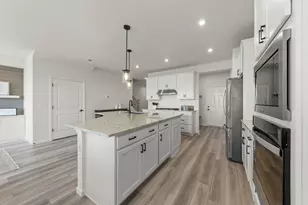 2267 Ryegrass Ln, Bolingbrook, IL 60490 - Photo 3