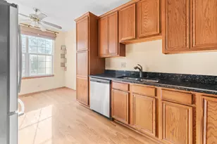 511 Pheasant Trail, Saint Charles, IL 60174 - Photo 11