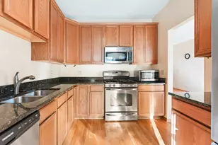 511 Pheasant Trail, Saint Charles, IL 60174 - Photo 13