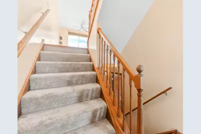 511 Pheasant Trail, Saint Charles, IL 60174 - Photo 3