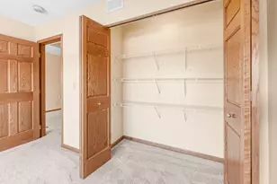 511 Pheasant Trail, Saint Charles, IL 60174 - Photo 21