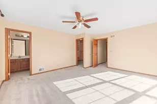 511 Pheasant Trail, Saint Charles, IL 60174 - Photo 23