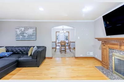 11017 S Campbell Avenue, Chicago, IL 60655 - Photo 5