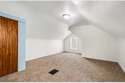 11057 S Avenue B, Chicago, IL 60617 - Photo 11