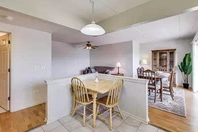 4534 N Cumberland Avenue #101, Chicago, IL 60656 - Photo 11