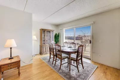 4534 N Cumberland Avenue #101, Chicago, IL 60656 - Photo 7