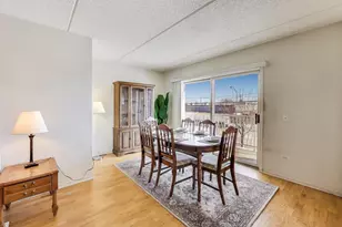 4534 N Cumberland Ave, Chicago, IL 60656 - Photo 7