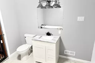 1000 W Superior St, Ottawa, IL 61350 - Photo 11