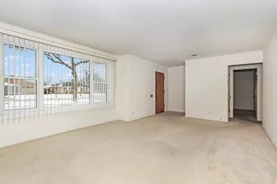 1162 W Grant Drive, Des Plaines, IL 60016 - Photo 5