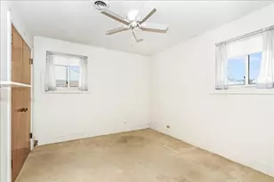 1162 W Grant Dr, Des Plaines, IL 60016 - Photo 17