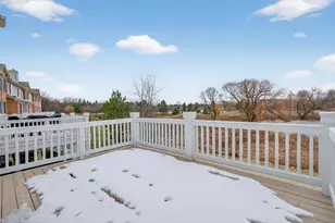 1034 Orchard Pond Ct, Lake Zurich, IL 60047 - Photo 13