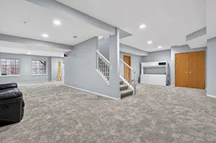 1034 Orchard Pond Ct, Lake Zurich, IL 60047 - Photo 27