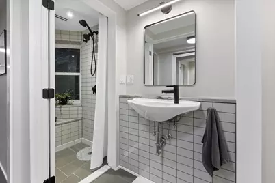 159 W Burton Place #G, Chicago, IL 60610 - Photo 27