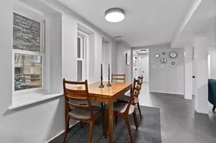 159 W Burton Pl, Chicago, IL 60610 - Photo 21