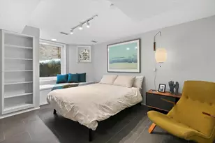 159 W Burton Pl, Chicago, IL 60610 - Photo 29