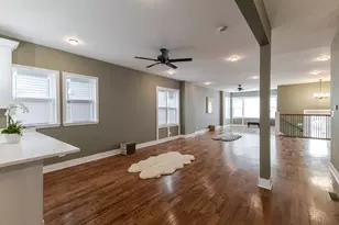 1730 E 83rd Pl, Chicago, IL 60617 - Photo 9