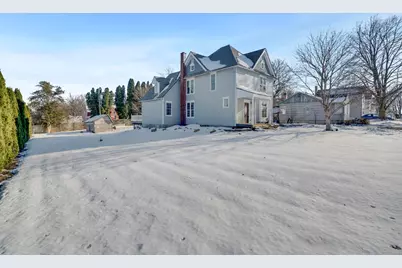 219 Calvert Avenue, Chadwick, IL 61014 - Photo 43