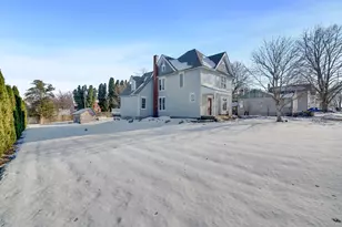 219 Calvert Ave, Chadwick, IL 61014 - Photo 43