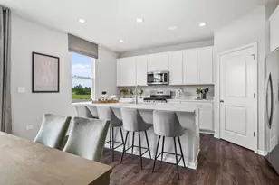 2151 Sand Hill Ct, Joliet, IL 60435 - Photo 7